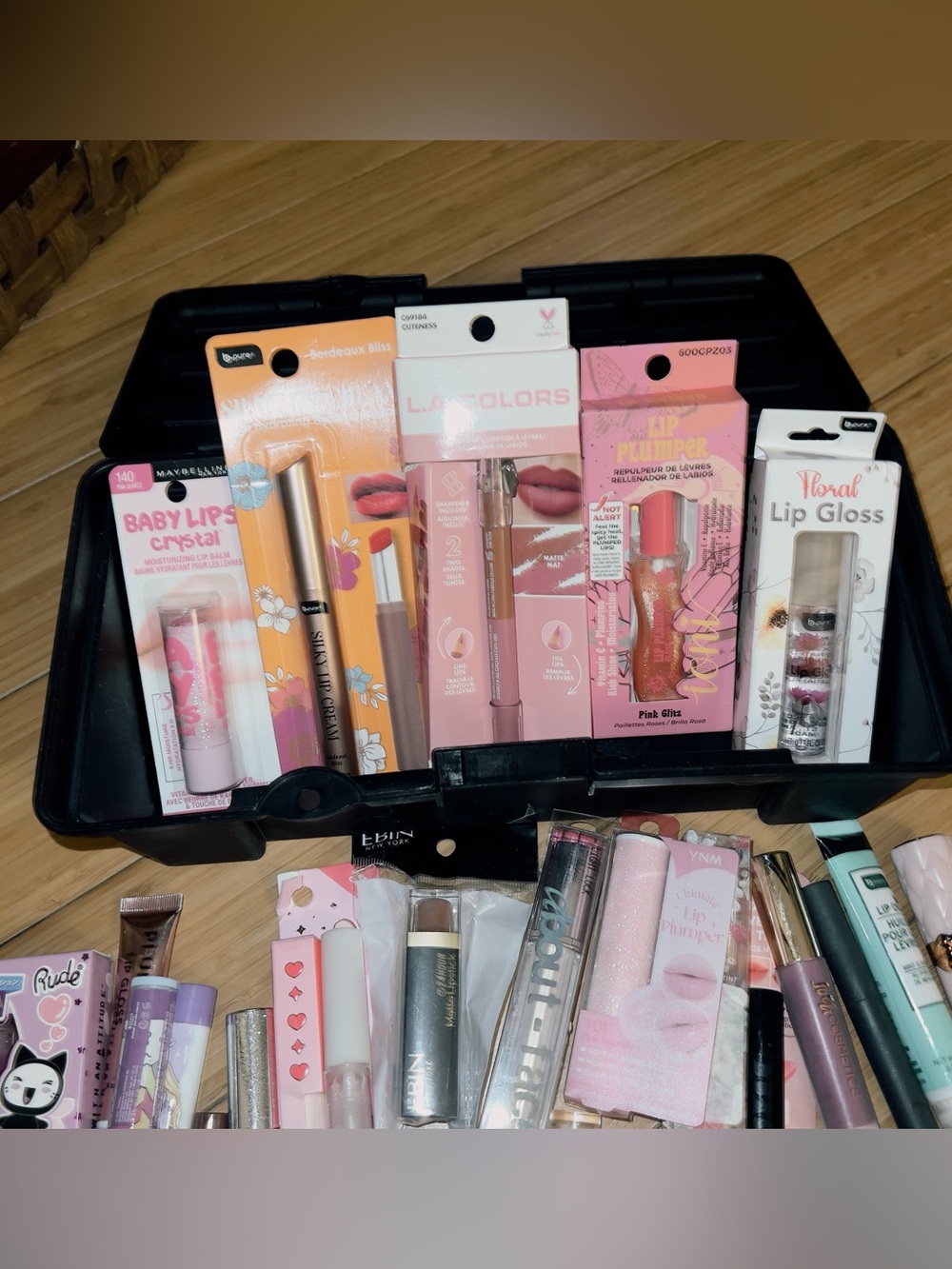 Giant lip product bundle drug store & designer new & gently used